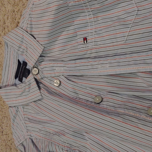 Tommy Hilfiger button down long sleeve shirts - Picture 2 of 9